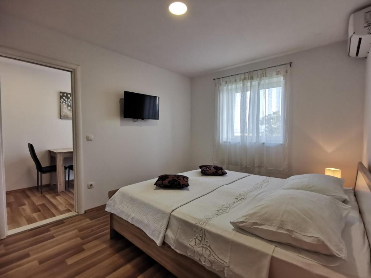 Apartmani Peco Duće 外观 照片